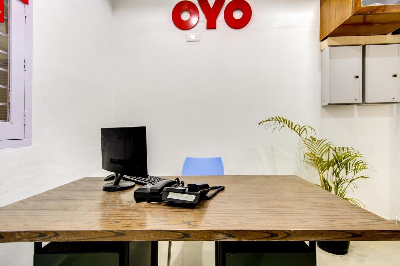 Oyo 69625 Mayuraa Residency 호텔 쿰바코남 외부 사진