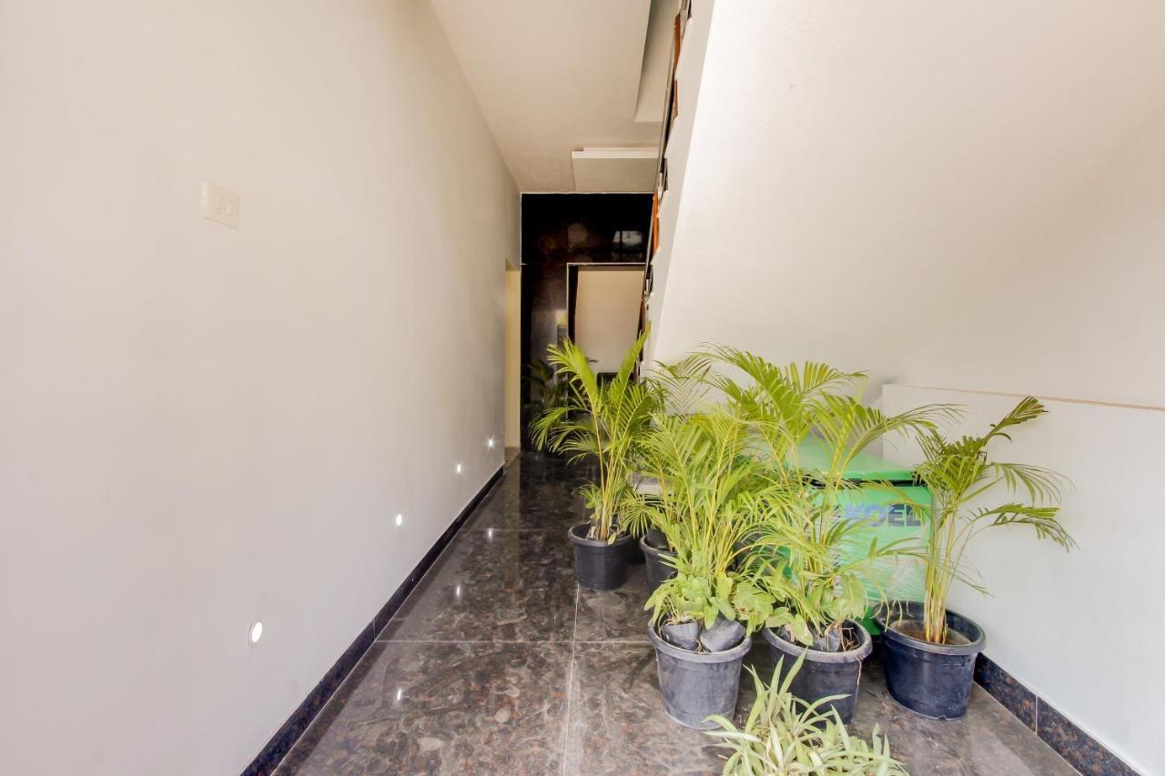 Oyo 69625 Mayuraa Residency 호텔 쿰바코남 외부 사진